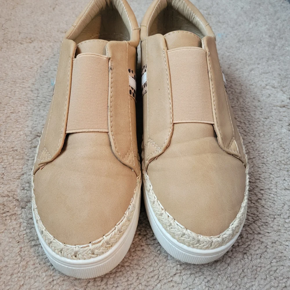 CCOCCI Tan Slip-On Sneakers - Picture 2 of 6